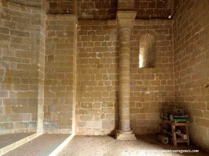 MURO SUR DEL TEMPLO